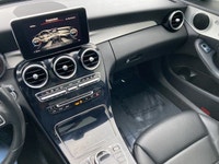 No Accidents - AWD - Panoramic Sunroof - Paddle Shifters - Heated Front Seats Sophistication meets p... (image 5)