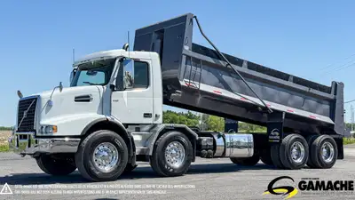 Heavy truck / Camion lourd - # STOCK: C-36466 2019 VOLVO VHD64B BENNE BASCULANTE / CAMION DOMPEUR 12...
