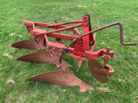 Massey Ferguson 3 Row Furrow Plow