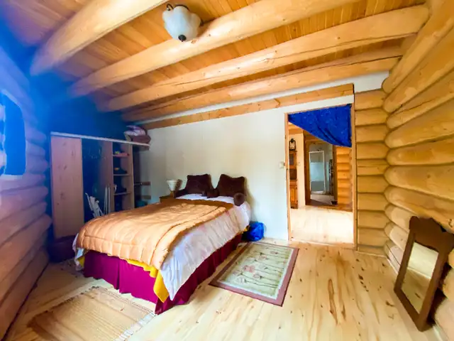 Log home on 10.98 acres (40 mins from Faro) - Felix Robitaille® in Houses for Sale in Whitehorse - Image 9