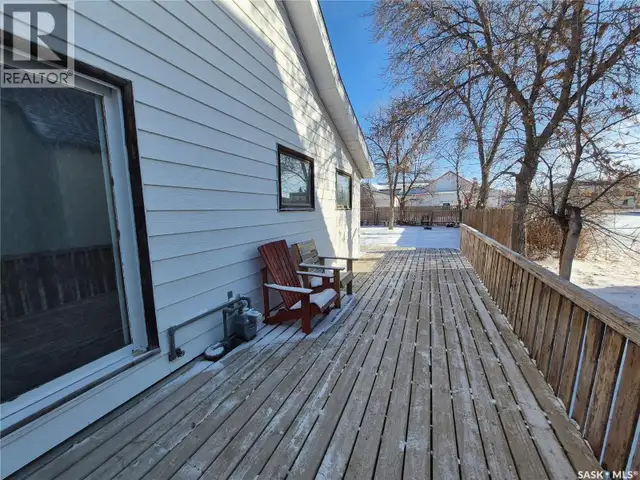 133 1st STREET W Ponteix, Saskatchewan in Houses for Sale in Swift Current - Image 4