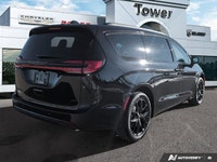 This Chrysler Pacifica boasts a 3.6L V6 Engine engine powering this Automatic transmission. WHEELS:... (image 6)