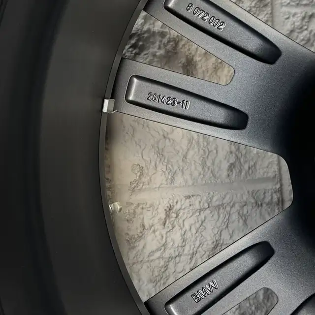 (90%) 4x BMW X5 | X6 22" OEM Summer Wheels Package in Tires & Rims in City of Toronto - Image 9