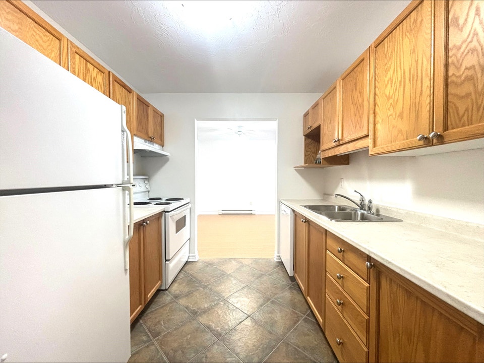 2 bed unit available Downtown Moncton! 2