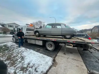 NEEDS FINISHING 1972 CITROEN DS-21 YOU WOULD BE SANDING, FILING AND FINISHING THIS CAR. GOOD WORKING...
