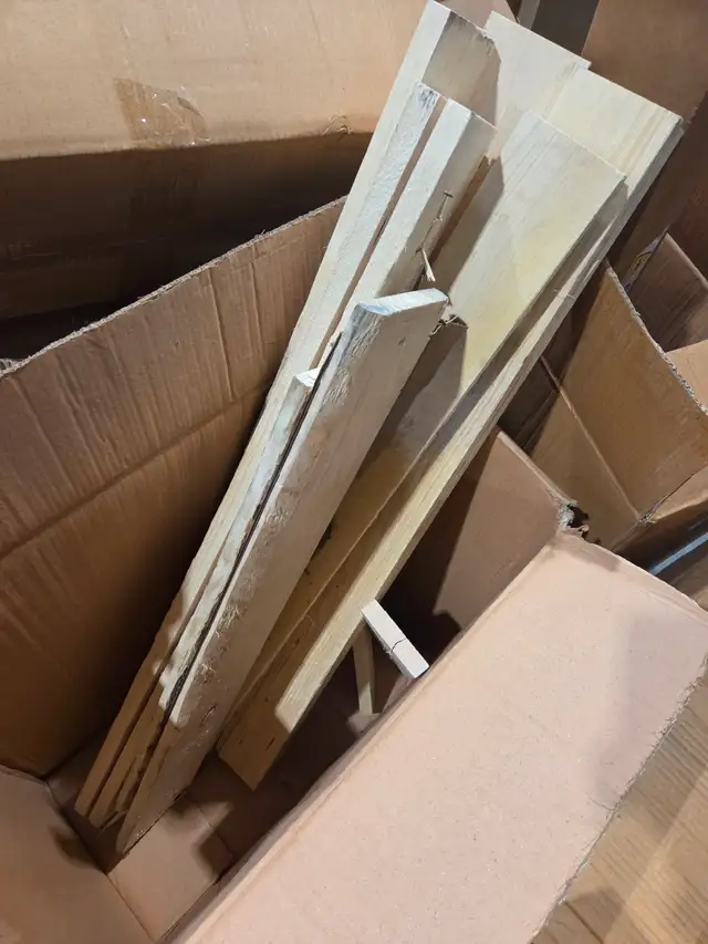 Free boxes for moving and storage while supplies last in Free Stuff in City of Toronto - Image 9