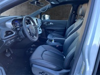 ADAPTIVE CRUISE CONTROL, POWER LIFTGATE, HEATED FRONT SEATS, HEATED STEERING WHEEL, REMOTE ENGINE ST... (image 8)
