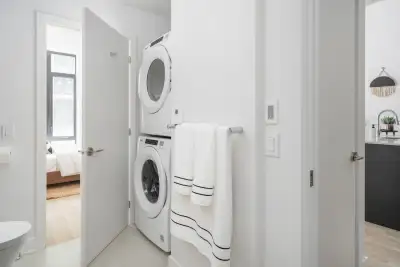 4.5 condo appartement neuf locatif Ville-Marie-Jacques, View more