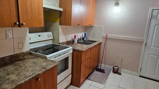 Ajax, Westney & Kingston Rd. Basement Apt. $1150/mo plus.utilite in Long Term Rentals in City of Toronto - Image 13