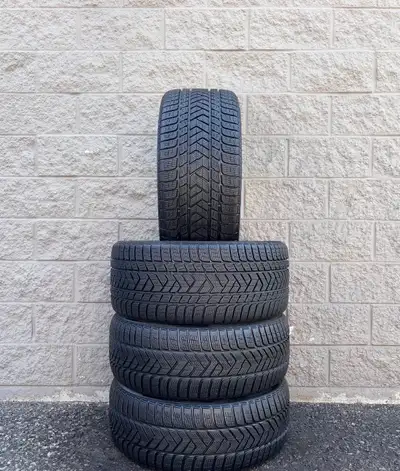 Winter / Snow Pirelli Winter Sottozero3 MO Rated Staggered 20 Inch Tires. 2x 255 40 20 & 2x 285 35 2...