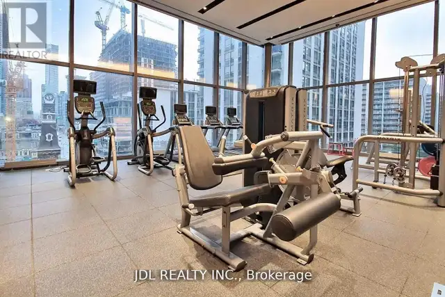 1007 - 7 GRENVILLE STREET Toronto (Bay Street Corridor), Ontario in Long Term Rentals in City of Toronto - Image 9