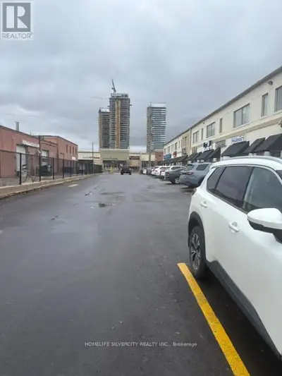 CLOSE TO MAJOR SHOPPING MALL DOWN TOWN MILTON, GOOD TRAFFIC FLOW, IN THE PLAZA MANY OTHER TENANTS LI...