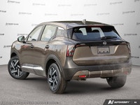 This Nissan Kicks has a strong Regular Unleaded I-4 2.0 L/122 engine powering this Variable transmis... (image 4)