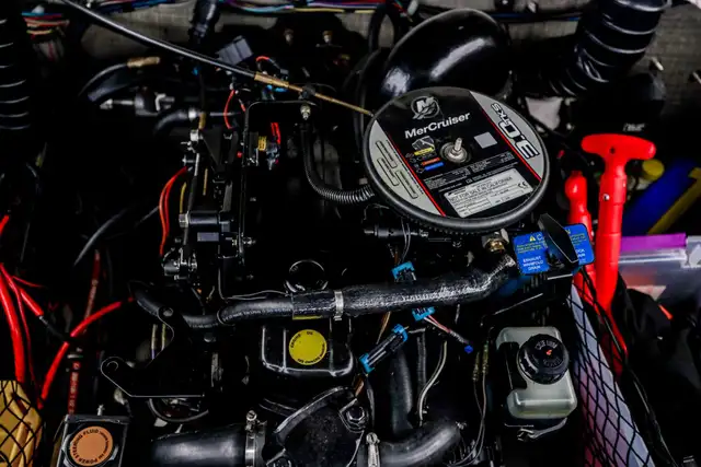 2009 Glastron GT185 in Powerboats & Motorboats in Rimouski / Bas-St-Laurent - Image 26