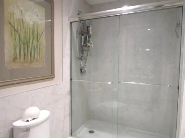 19-089 High end downtown apartment, furnished! in Short Term Rentals in City of Halifax - Image 16