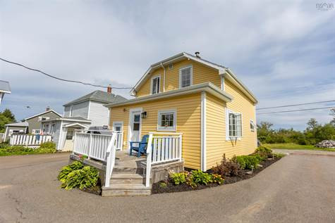 19 Beatons Lane in Houses for Sale in Truro - Image 3