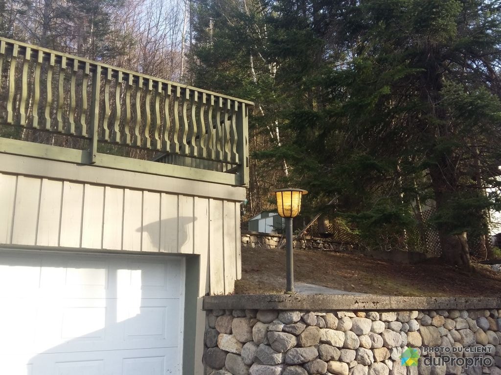$449,000 - Cottage for sale in St-Hippolyte — photo 3