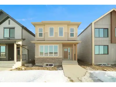 **** PARK FRONTING *** Welcome to the all new Nolan built by the award-winning builder Pacesetter ho...