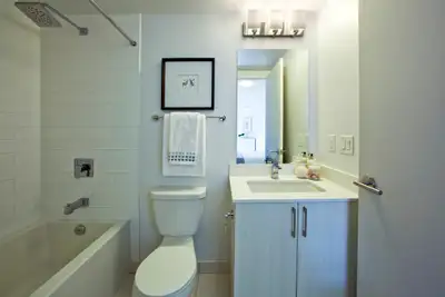 2-Bedroom + Den For Rent !  Woodbine/Gerrard!, View more