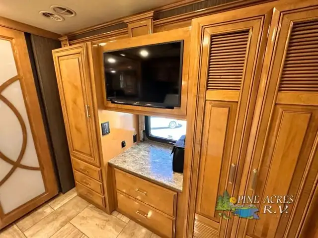 2019 Thor Motor Coach Tuscany 45MX only 020,049 Miles in RVs & Motorhomes in Moncton - Image 46