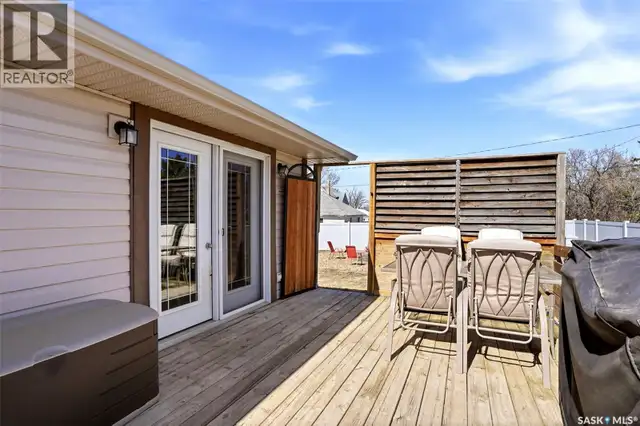 230 Prairie AVENUE Briercrest, Saskatchewan in Houses for Sale in Moose Jaw - Image 38