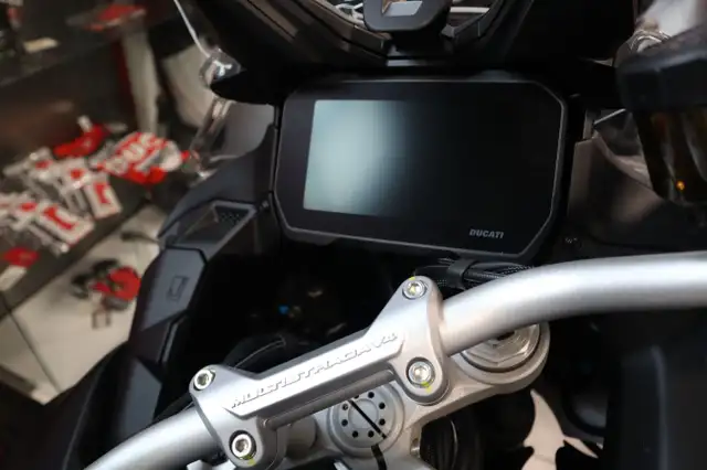 2025 Ducati Multistrada V4 Rally Brushed Aluminium & Matt Black in Sport Touring in Edmonton - Image 3