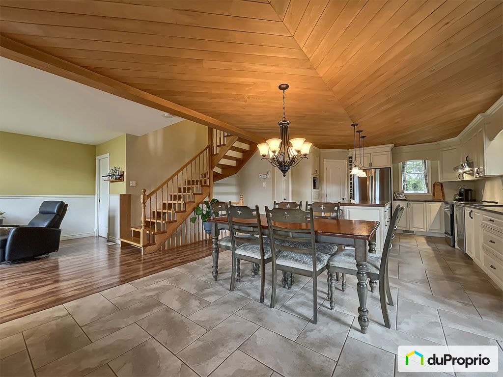 $624,000 - 2 Storey for sale in Ste-Genevieve-De-Batiscan — photo 2