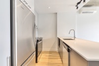 Apartment for rent logement locatif-1 chambre/bedroom-3.5-3 1/2-1cc-VSL Montreal TMR-Vanier-metro du... (image 8)