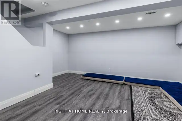 275 TAGGE CRESCENT Kitchener, Ontario in Houses for Sale in Kitchener / Waterloo - Image 17