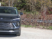 Turbocharged 2.0L I4 Engine - Bose Premium Audio System - Adaptive Cruise Control - Power Locks - Pr... (image 6)