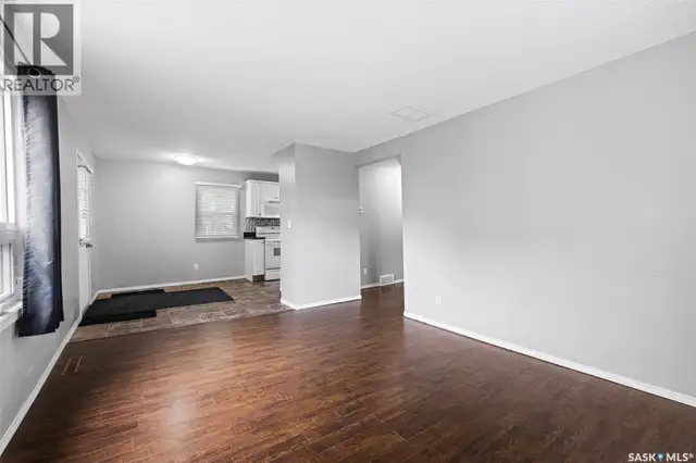 33 Merritt CRESCENT Regina, Saskatchewan in Houses for Sale in Regina - Image 5