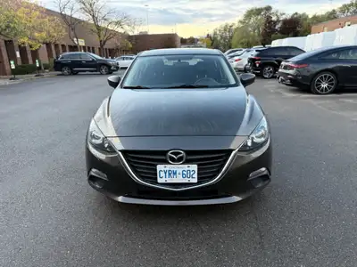 This 2015 Mazda MAZDA3 Hatchback is a stylish and practical choice! With its sleek grey exterior and...