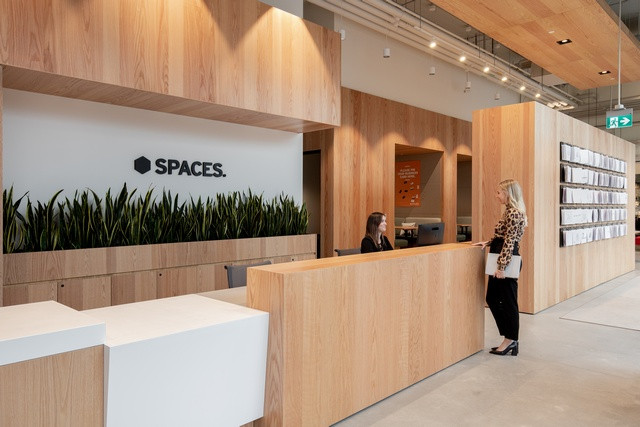 Find office space in Spaces Innovation for 4 persons dans Espaces commerciaux et bureaux à louer  à Kelowna - Image 4