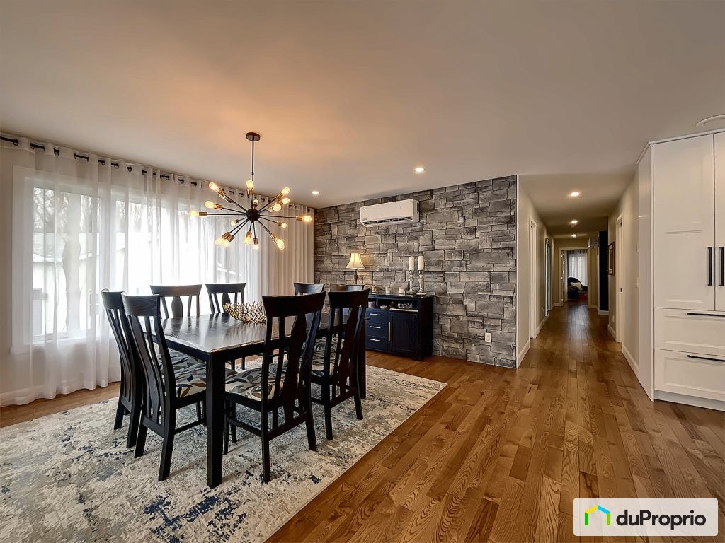 $599,900 - Bungalow for sale in Venise-En-Quebec — photo 3