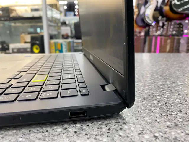 Asus E510 1.1 Ghz 4GB Intel Celeron 64 SSD 15" Laptop in iPads & Tablets in City of Toronto - Image 5