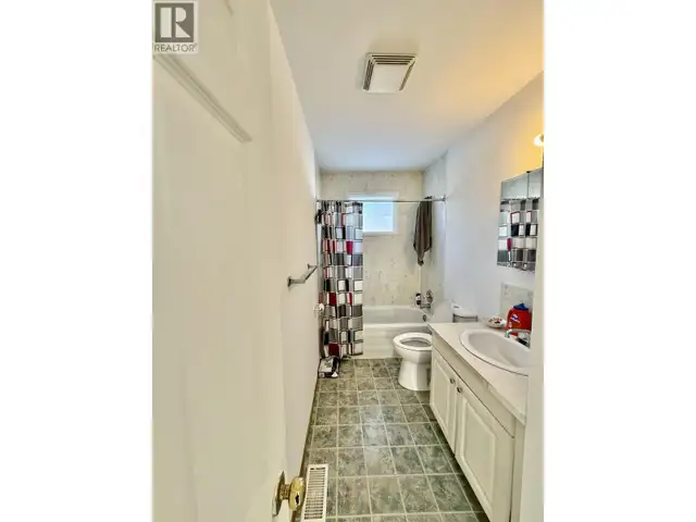 2131 24TH AVENUE Hazelton, British Columbia in Houses for Sale in Smithers - Image 6