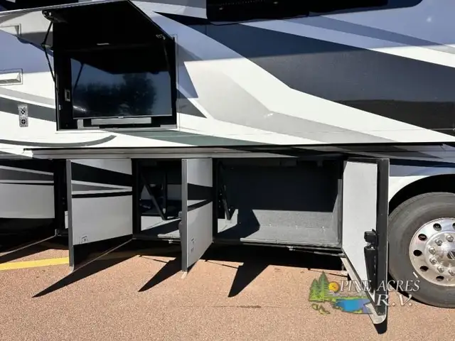 2023 Newmar Kountry Star 4037 Diesel Pusher 360 h.p. in RVs & Motorhomes in Moncton - Image 97