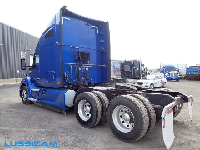 2020 Kenworth T680 in Heavy Equipment in Longueuil / South Shore - Image 6