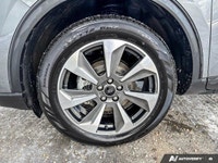 2024 Ford Escape Platinum Vehicle Highlights Keyless Entry CarPlay Dynamic driving meets sophisticat... (image 9)
