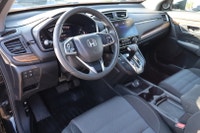WELL MAINTAINED NO ACCIDENT Elevate Your Drive with the Honda CR-V AWD. Discover the Perfect Blend o... (image 8)