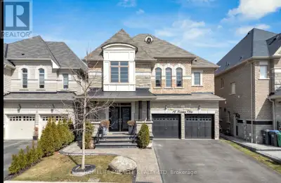 Beautiful and spacious detached home available for lease in the highly desirable Credit Valley commu...