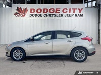 Efficient, practical, and well-equipped. The 2017 Ford Focus SE FWD is designed to keep every drive... (image 1)