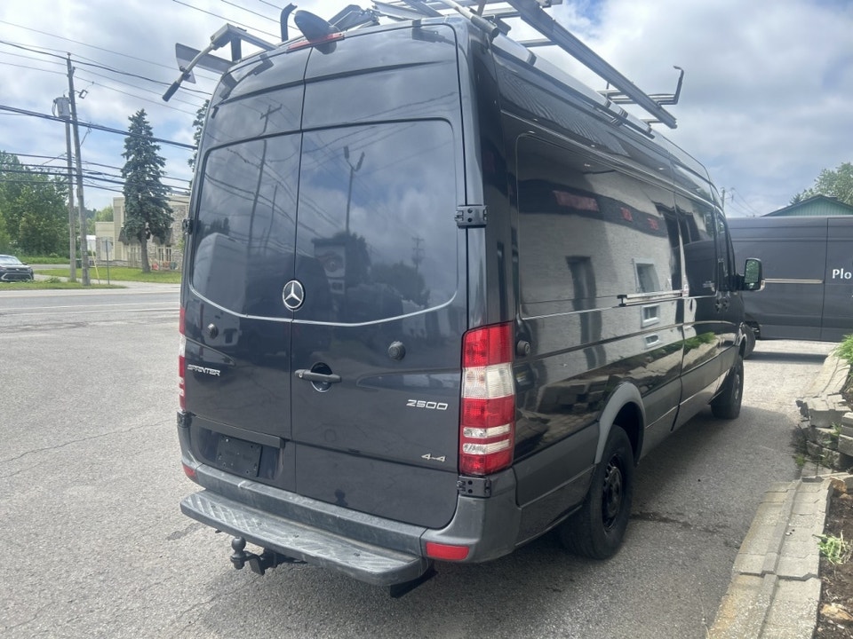 Mercedes-Benz Sprinter Van 2017 photo 4