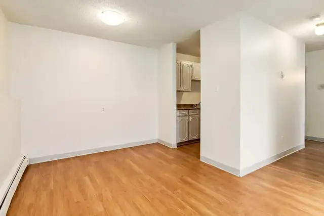Affordable Apartments For Rent - Sutherland Manor - Apartment fo in Long Term Rentals in Medicine Hat - Image 11