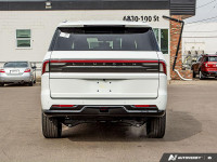 Leather Seats, Cooled Seats, Heavy-Duty Trailer Tow Package! Loads of cargo space, capable towing, a... (image 5)
