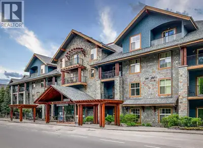 Experience mountain living and investment ownership at its finest in this beautifully appointed 1 be...