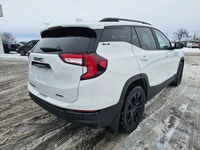 Command the road and elevate your daily drive with this stunning 2022 GMC TERRAIN SLE AWD Elevation,... (image 4)