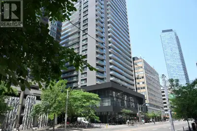 2504 - 770 BAY STREET Toronto (Bay Street Corridor), Ontario