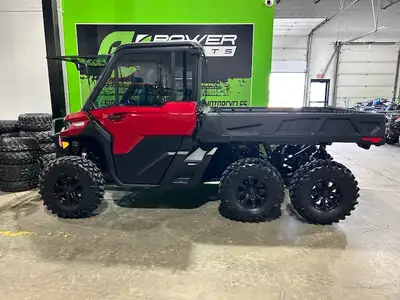 Ready for WORK or PLAY, this 2025 Can-Am Defender Limited 6X6 comes equipped with: -A powerful but q...