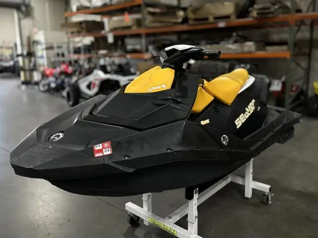 2019 SEADOO SPARK 2UP ROTAX ACE 900 (FINANCING AVAILABLE) in Personal Watercraft in Strathcona County - Image 4